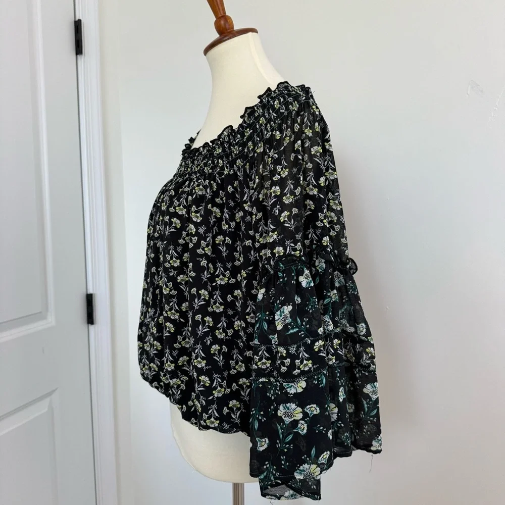 Free People‎ Black Floral Off the Shoulder Blouse Size M Medium